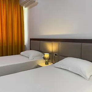 3b Boutique Sarandë